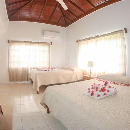 Van Villa Guesthouse Negril Exterior foto